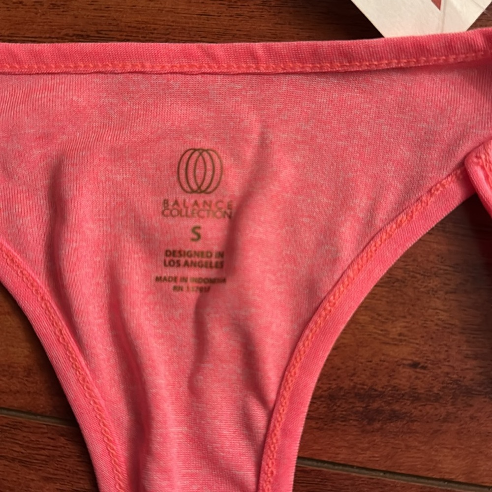 Balance Collection Size S - Picture 3 of 4